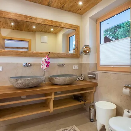 117 A * Konigsleiten